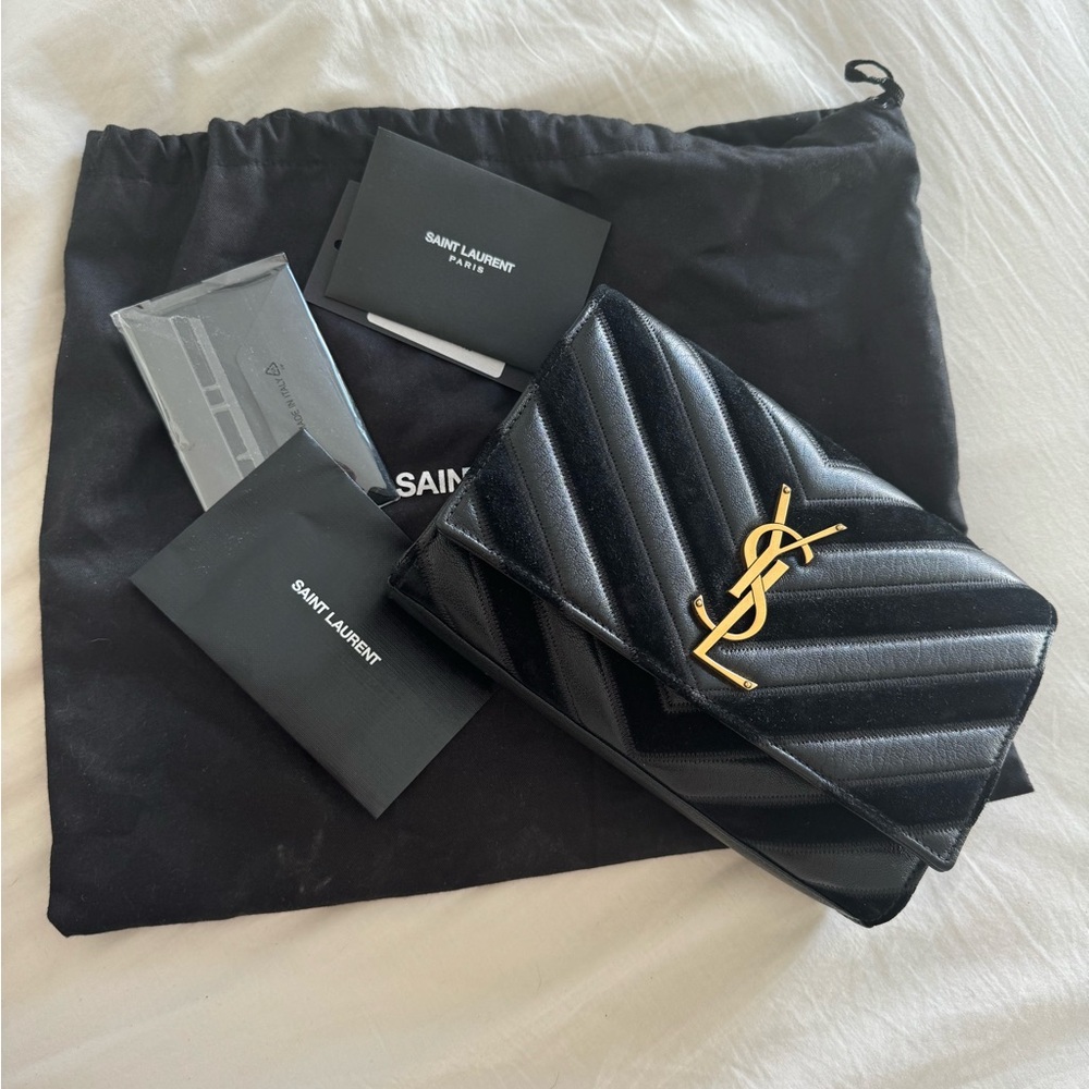 Authentic YSL Saint Laurent Kate bag